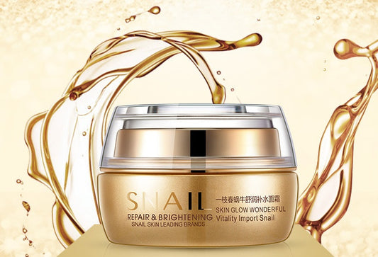 6-teiliges Set feuchtigkeitsspendender und hydratisierender Pflegekosmetik- SNAIL